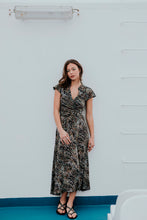 Load image into Gallery viewer, &quot;Eclipse&quot; midi dress
