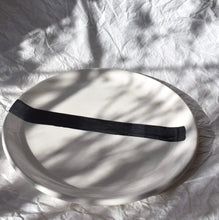 Load image into Gallery viewer, &quot;Line&quot; | ceramic plate
